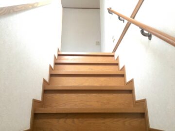 手すりのある階段